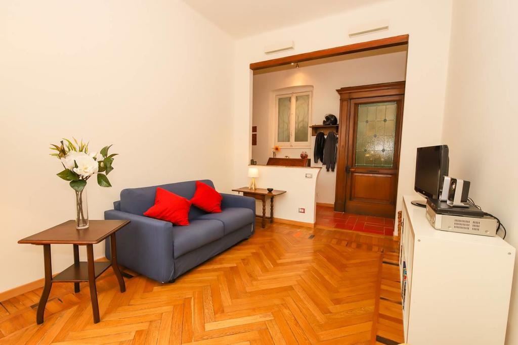 Altido Apt For 3 With Rooftop Balcony And Lovely Cityview Génova Exterior foto