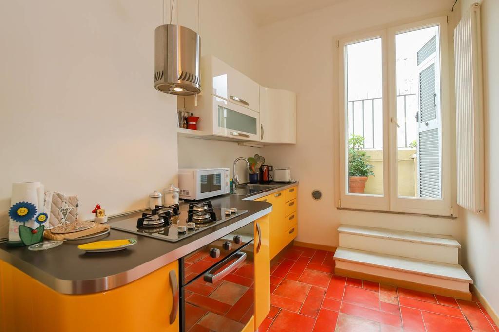 Altido Apt For 3 With Rooftop Balcony And Lovely Cityview Génova Exterior foto